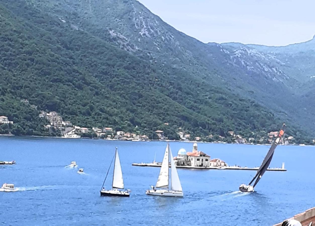 Ferienwohnung Bella Vista Zmukic Perast Exterior foto