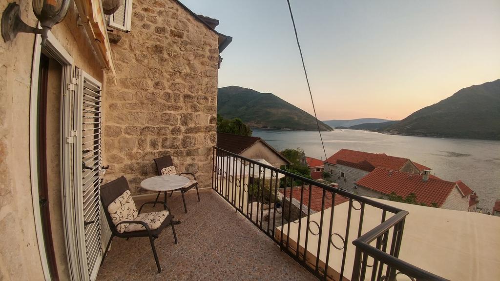 Ferienwohnung Bella Vista Zmukic Perast Exterior foto